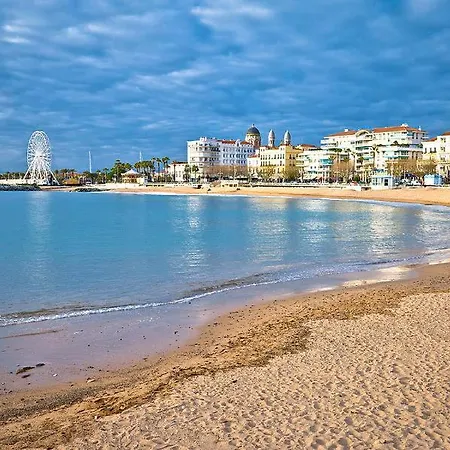 Апартаменты A La Devino *