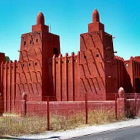 Апартаменты A La Devino Фрежюс