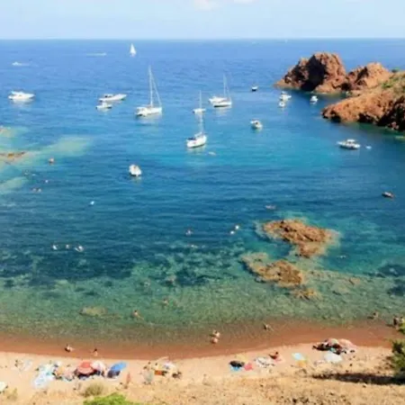 Apartment A La Devino