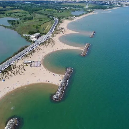 A La Devino Apartment *