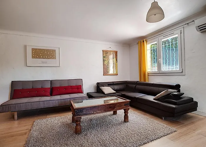 A La Devino * Fréjus